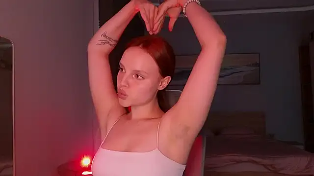 Snapshot of mollybossy chatting on 04/25/26, 04:15 mollybossy online show from 04/25/26, 04:15