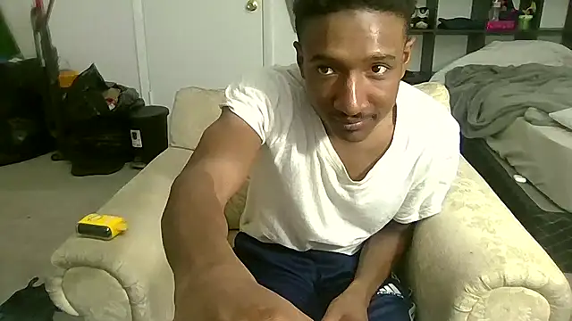 Snapshot of Iblackoracle chatting on 04/26/26, 01:03 Iblackoracle online show from 04/26/26, 01:03