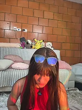 Snapshot of xayah_cute chatting on 05/05/26, 05:37 xayah cute online show from 05/05/26, 05:37