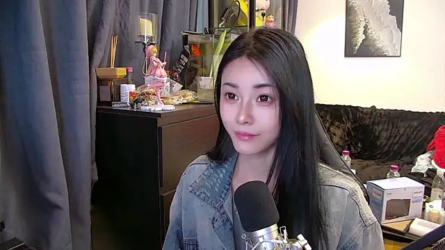 XiaoYuBao- online show from 03/13/26, 07:48