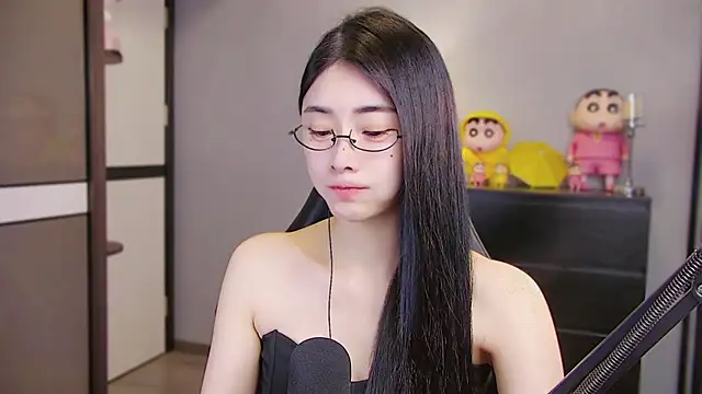 Snapshot of XiaoYuBao- chatting on 04/21/26, 03:50 XiaoYuBao- online show from 04/21/26, 03:50