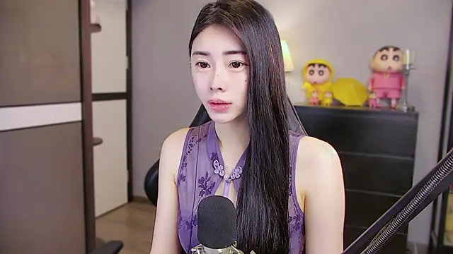 Snapshot of XiaoYuBao- chatting on 04/26/26, 05:21 XiaoYuBao- online show from 04/26/26, 05:21