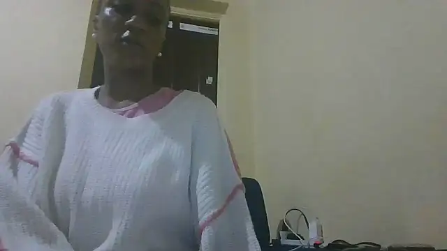 Snapshot of Elianastar chatting on 04/25/26, 02:14 Elianastar online show from 04/25/26, 02:14