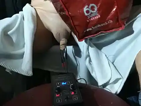 Richifun1111 online show from 09/25/25, 04:11