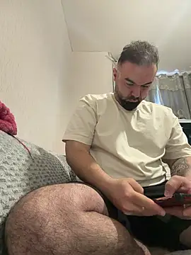 Snapshot of bigmillz32 chatting on 03/28/26, 10:15 bigmillz32 online show from 03/28/26, 10:15