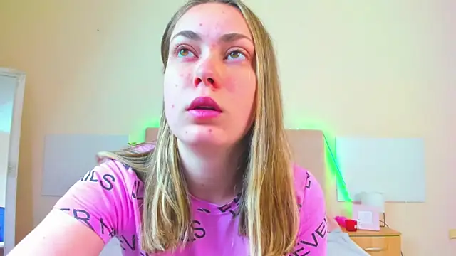 MelanieCuty online show from 05/12/26, 05:26