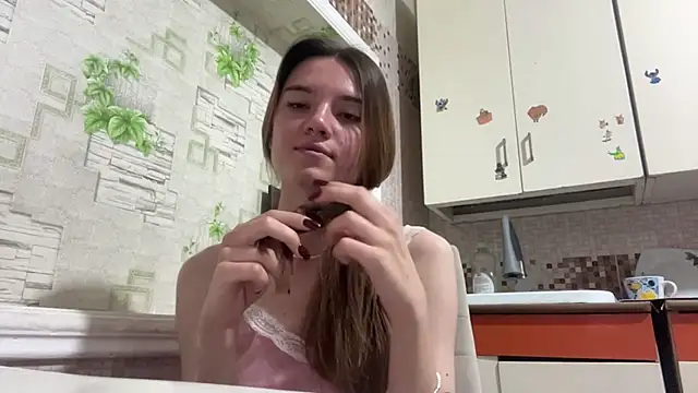 Snapshot of Lili_Kilian chatting on 04/20/26, 02:09 Lili Kilian online show from 04/20/26, 02:09
