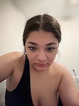 Snapshot of treasurebabii chatting on 03/21/26, 05:56 treasurebabii online show from 03/21/26, 05:56