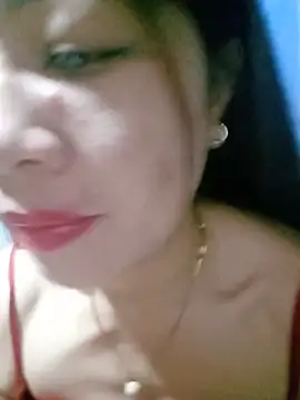 Yiyi102300 online show from 06/27/26, 08:58