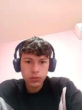 Snapshot of fercho_steel_twink chatting on 03/30/26, 05:36 fercho steel twink online show from 03/30/26, 05:36