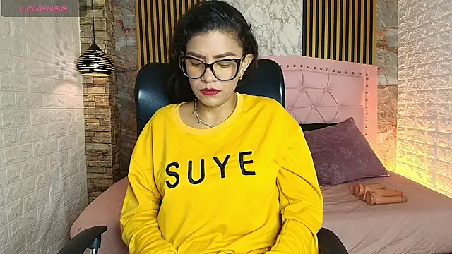Snapshot of AishaCambell_ chatting on 04/22/26, 10:06 AishaCambell online show from 04/22/26, 10:06