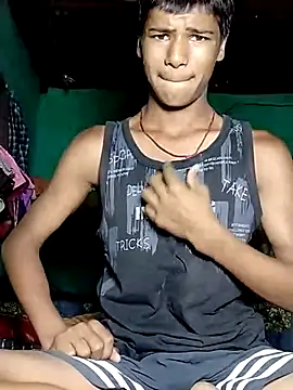 Snapshot of pandey_ji_ka_beta_hu chatting on 06/18/26, 09:36 pandey ji ka beta hu online show from 06/18/26, 09:36