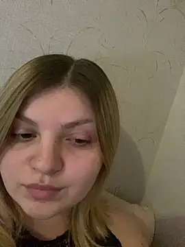 Snapshot of WendyPage chatting on 04/04/26, 08:28 WendyPage online show from 04/04/26, 08:28