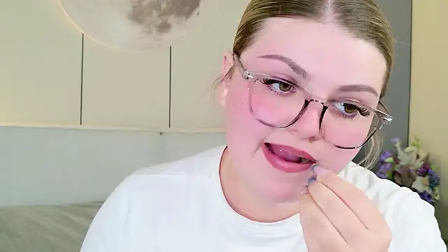 WendyPage online show from 07/27/26, 03:52
