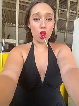 Snapshot of Naughty-Samanta- chatting on 07/28/26, 03:21 Naughty-Samanta- online show from 07/28/26, 03:21