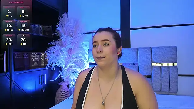 Snapshot of JeanneWilliams chatting on 05/01/26, 01:05 JeanneWilliams online show from 05/01/26, 01:05