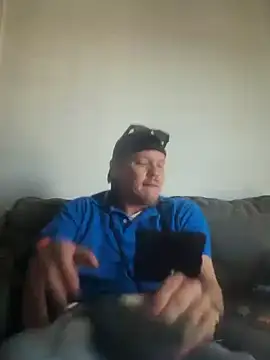 Snapshot of yourMasterisBored chatting on 03/20/26, 06:46 yourMasterisBored online show from 03/20/26, 06:46