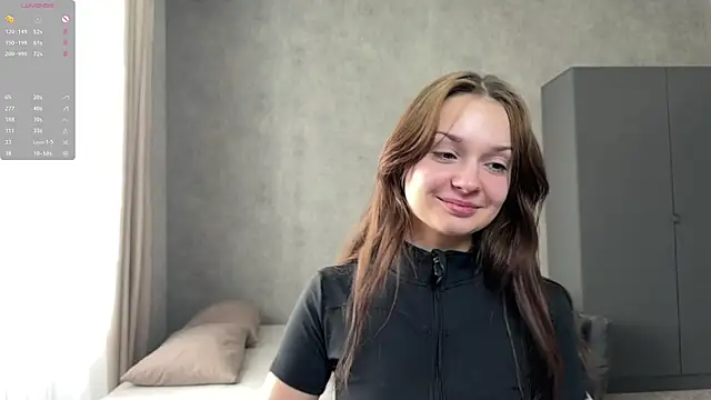 Snapshot of Rose_Nora chatting on 06/17/26, 03:20 Rose Nora online show from 06/17/26, 03:20