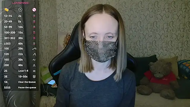 Cleo Sertori  online show from 03/15/26, 04:02