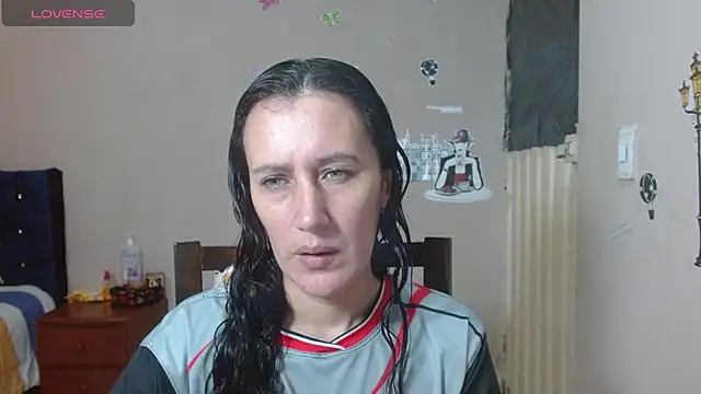 Snapshot of Mariam_wish chatting on 05/04/26, 06:37 Mariam wish online show from 05/04/26, 06:37
