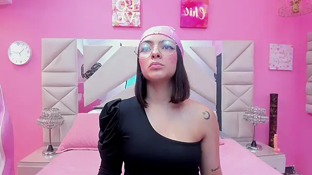 Ivy Yovng online show from 03/28/26, 03:06