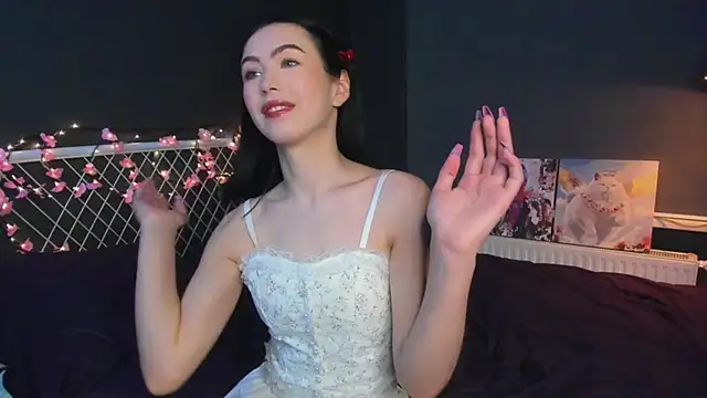 Snapshot of lizaa_breeze chatting on 04/02/26, 05:32 lizaa breeze online show from 04/02/26, 05:32