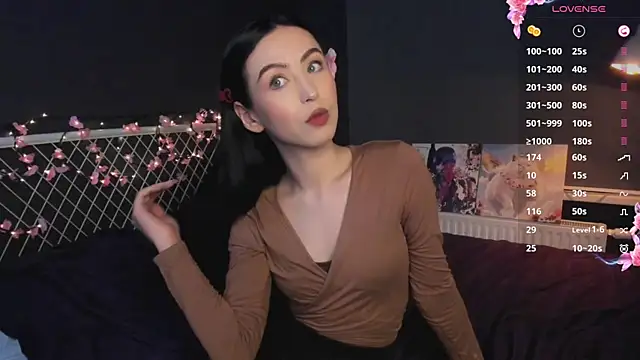 Snapshot of lizaa_breeze chatting on 04/03/26, 05:33 lizaa breeze online show from 04/03/26, 05:33