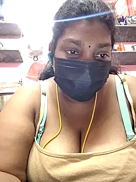 Snapshot of tamilmanju chatting on 03/29/26, 04:56 tamilmanju online show from 03/29/26, 04:56