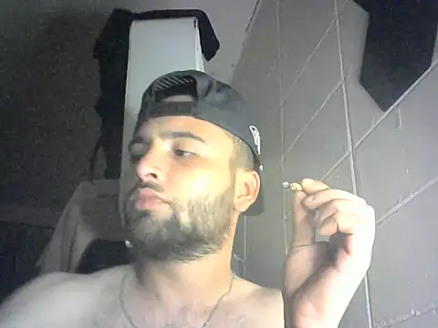 Snapshot of Relk130p chatting on 04/07/26, 03:29 Relk130p online show from 04/07/26, 03:29