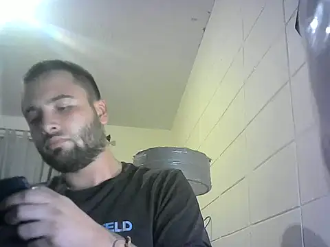Snapshot of Relk130p chatting on 04/11/26, 08:40 Relk130p online show from 04/11/26, 08:40