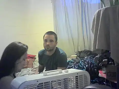 Snapshot of Relk130p chatting on 04/13/26, 01:16 Relk130p online show from 04/13/26, 01:16