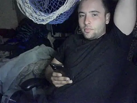 Snapshot of Relk130p chatting on 05/16/26, 09:06 Relk130p online show from 05/16/26, 09:06