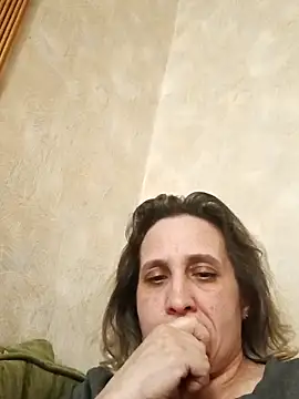 KatieLove133 online show from 04/03/26, 04:27