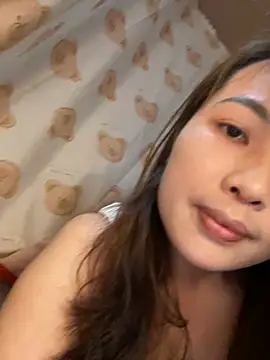 Snapshot of Milik-1022 chatting on 03/20/26, 02:00 Milik-1022 online show from 03/20/26, 02:00