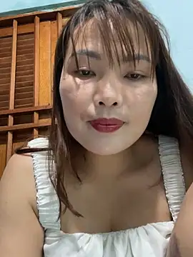 Snapshot of Milik-1022 chatting on 03/28/26, 03:00 Milik-1022 online show from 03/28/26, 03:00