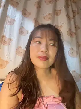 Snapshot of Milik-1022 chatting on 04/13/26, 02:00 Milik-1022 online show from 04/13/26, 02:00