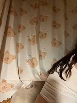 Snapshot of Milik-1022 chatting on 04/17/26, 08:56 Milik-1022 online show from 04/17/26, 08:56