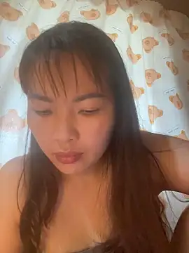 Snapshot of Milik-1022 chatting on 04/21/26, 01:42 Milik-1022 online show from 04/21/26, 01:42