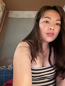 Snapshot of Milik-1022 chatting on 04/22/26, 07:33 Milik-1022 online show from 04/22/26, 07:33