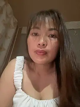 Snapshot of Milik-1022 chatting on 04/23/26, 03:03 Milik-1022 online show from 04/23/26, 03:03