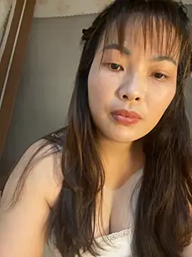 Snapshot of Milik-1022 chatting on 04/26/26, 01:47 Milik-1022 online show from 04/26/26, 01:47