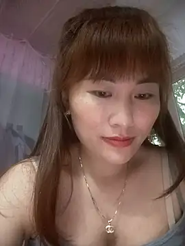 Snapshot of Lucxy-ki6 chatting on 04/20/26, 12:46 Lucxy-ki6 online show from 04/20/26, 12:46