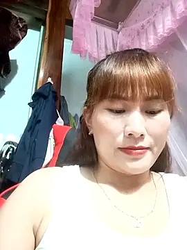 Snapshot of Lucxy-ki6 chatting on 06/19/26, 02:49 Lucxy-ki6 online show from 06/19/26, 02:49