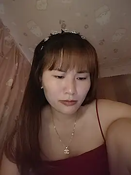 Snapshot of Lucxy-ki6 chatting on 07/25/26, 12:42 Lucxy-ki6 online show from 07/25/26, 12:42