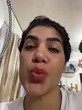 Snapshot of Hopeluna chatting on 03/19/26, 07:34 Hopeluna online show from 03/19/26, 07:34