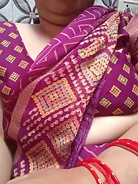Snapshot of Gujju_bhabhi69 chatting on 04/02/26, 07:17 Gujju bhabhi69 online show from 04/02/26, 07:17