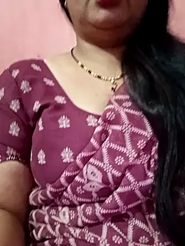 Snapshot of Gujju_bhabhi69 chatting on 04/07/26, 10:37 Gujju bhabhi69 online show from 04/07/26, 10:37