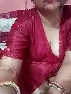 Snapshot of Gujju_bhabhi69 chatting on 04/23/26, 12:29 Gujju bhabhi69 online show from 04/23/26, 12:29