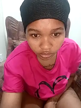 Snapshot of Hotsexyberry222 chatting on 03/25/26, 12:16 Hotsexyberry222 online show from 03/25/26, 12:16