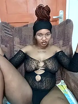 Snapshot of Hotsexyberry222 chatting on 04/29/26, 06:25 Hotsexyberry222 online show from 04/29/26, 06:25